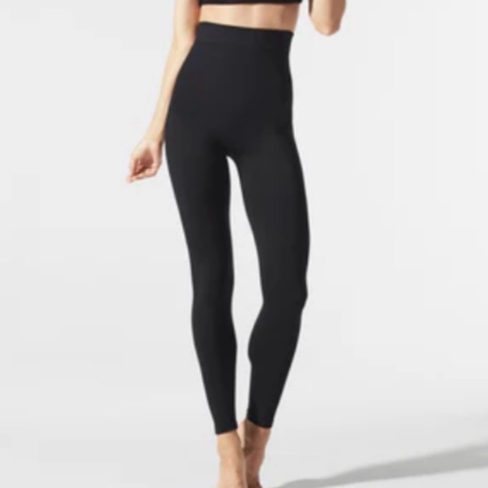 BLANQI NWT High-Waist postpartum Black Seamless Leggings
